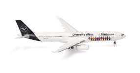 Herpa 572774 - 1:200 - Lufthansa A330-300 Fanhansa Diversity Wins - D-AIKQ